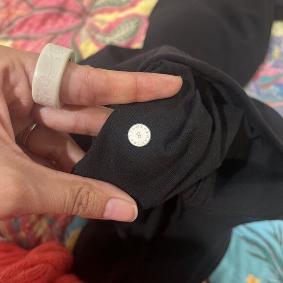 Lululemon Twisted & Tucked Black Jogger Pant | Size 8 | W5ASNS - Picture 7 of 10